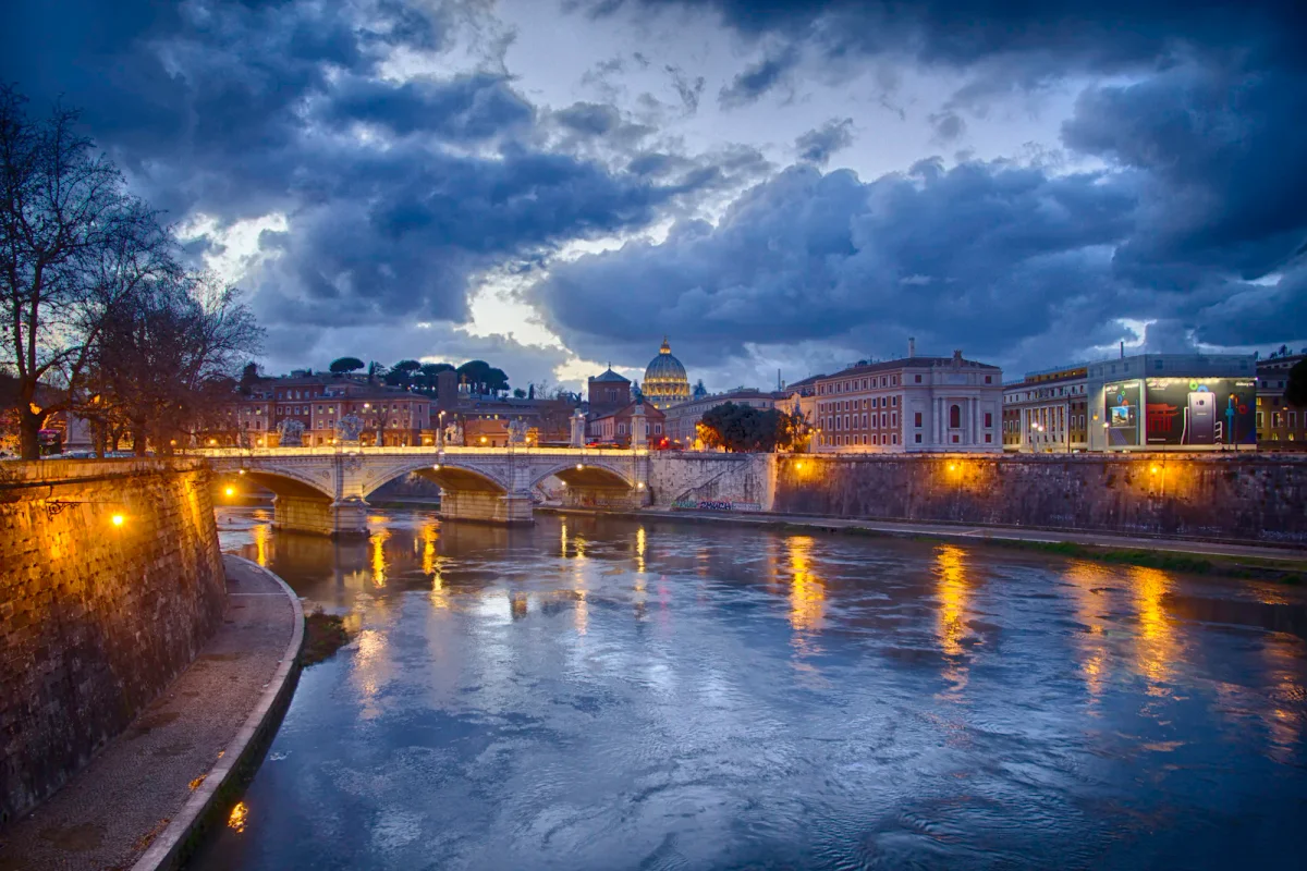 Tiber River Cruise — photo 1